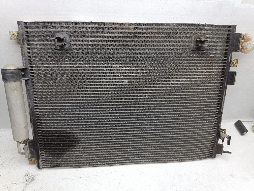 Gaisa kondicioniera dzesēšanas radiators (kondensators)