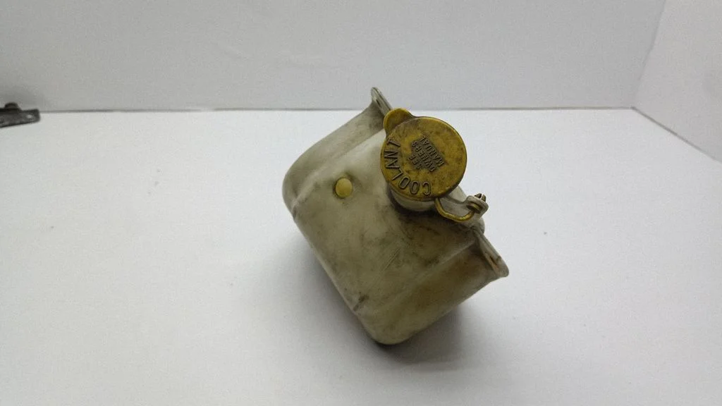 Coolant expansion tank/reservoir 45150XA00A