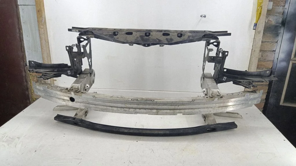 Radiator support slam panel 7502056