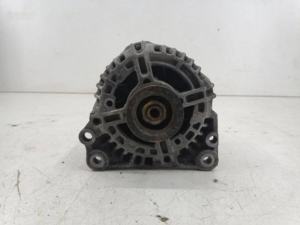 Generator/alternator 03C903023D