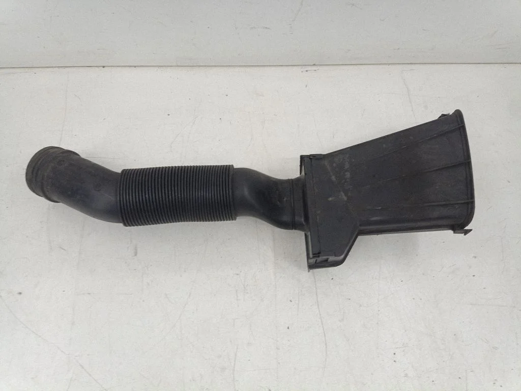 Air intake duct part 6Q0129618K