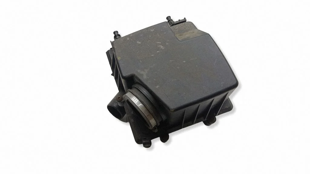 Air filter box 13241653