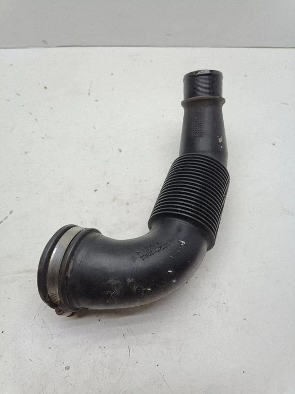 Air intake hose/pipe 178800N030