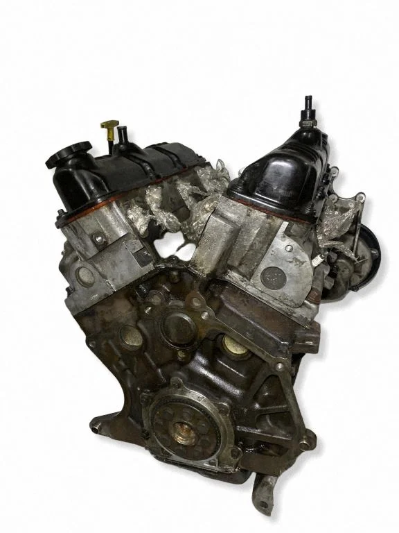Engine 4621944AB