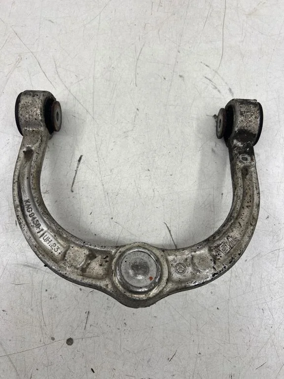Front lower control arm/wishbone KAG94591