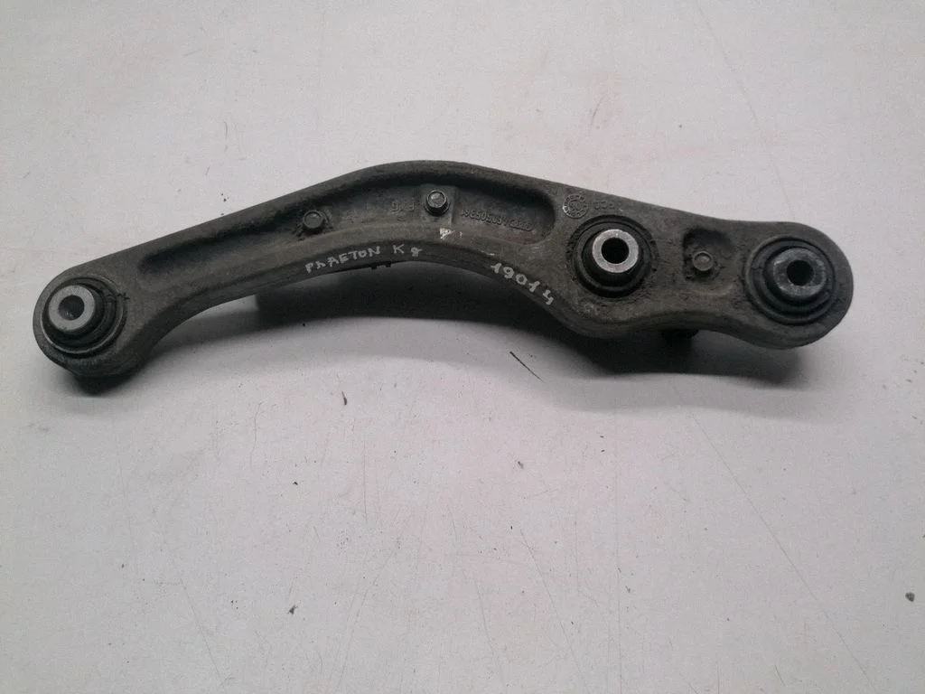 Rear upper control arm/wishbone 4E0505361