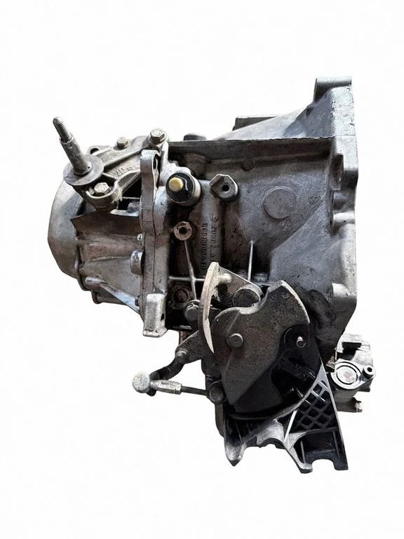 Mechaninė 5 pavarų dėžė