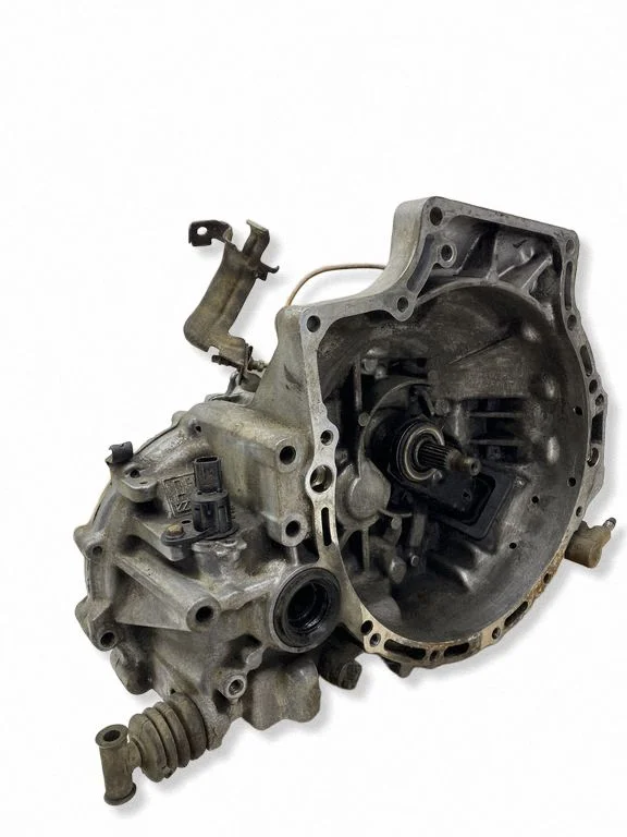 Mechaninė 5 pavarų dėžė