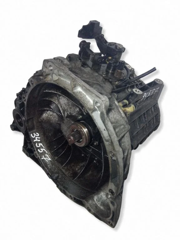 Mechaninė 5 pavarų dėžė