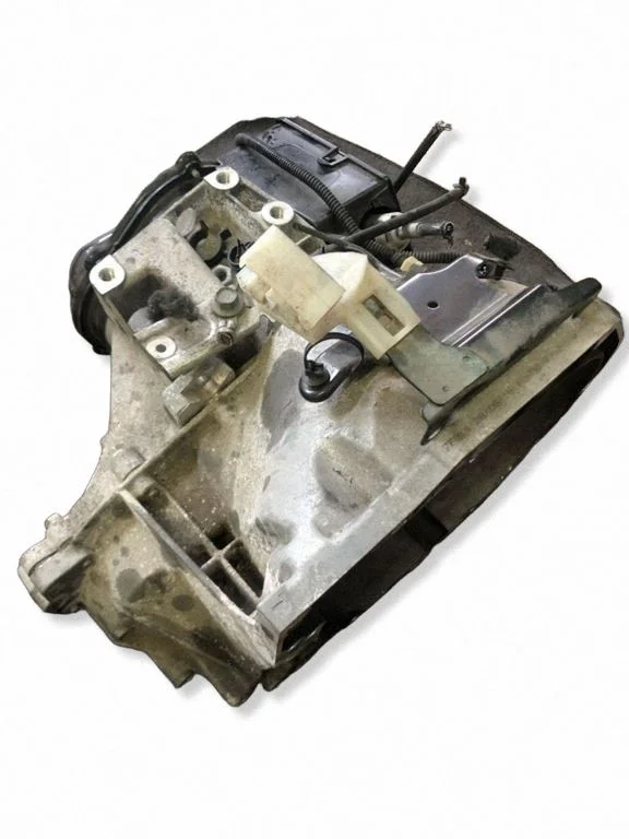 Mechaninė 6 pavarų dėžė