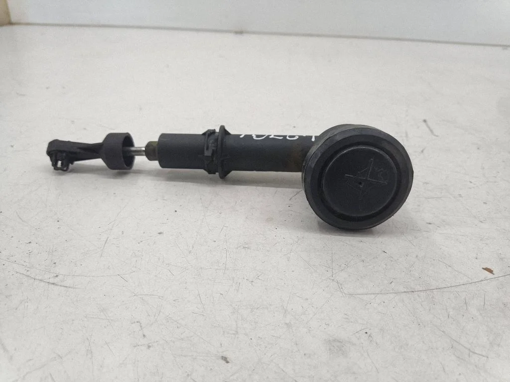 Clutch master cylinder – Land Rover Freelander (1996-2006)