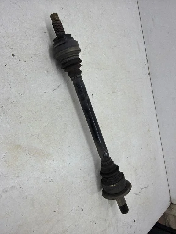 Rear driveshaft 7566087
