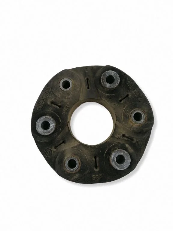 Rear prop shaft donut coupling/joint 7512619