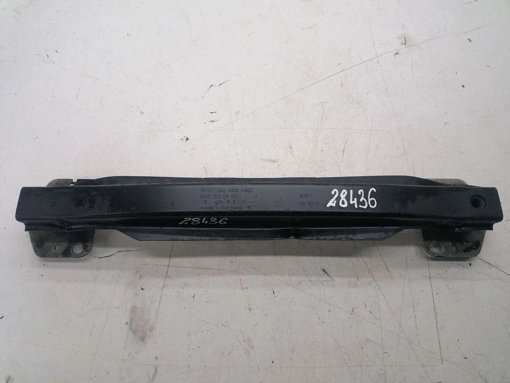 Front bumper cross member 0004835V002