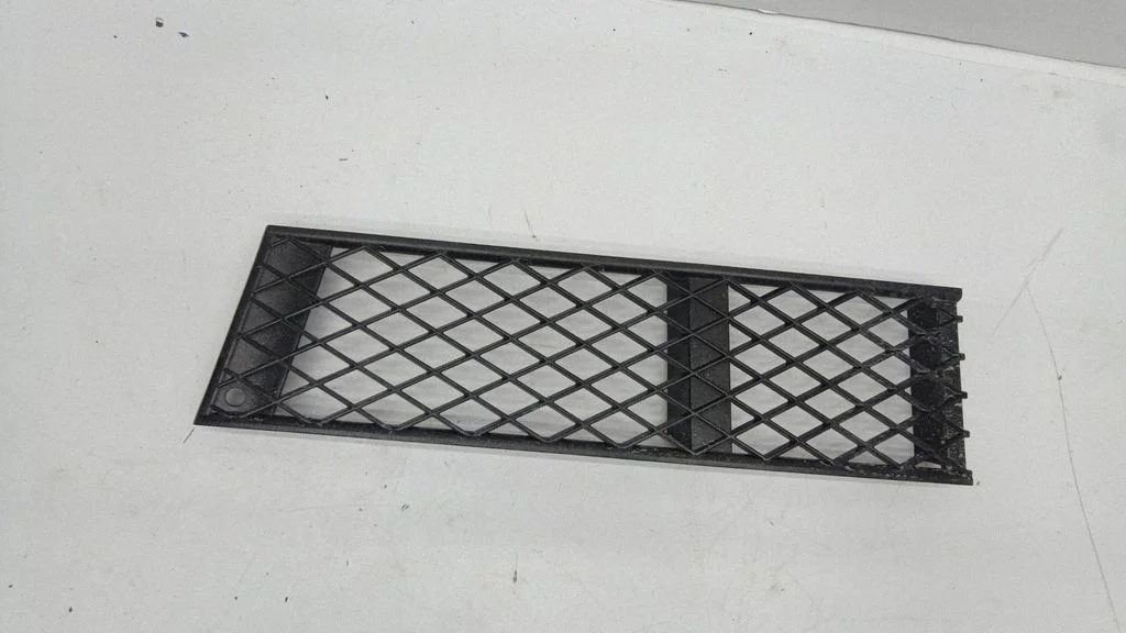 Front bumper lower grill 72758411