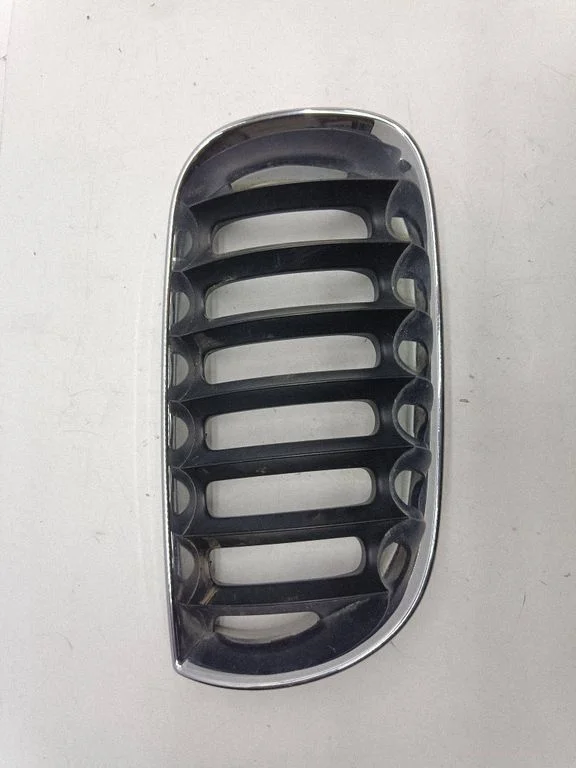 Front bumper upper radiator grill 340291002