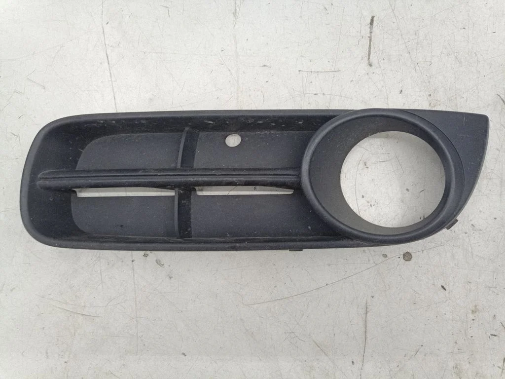 Front fog light trim/grill 5J0853665