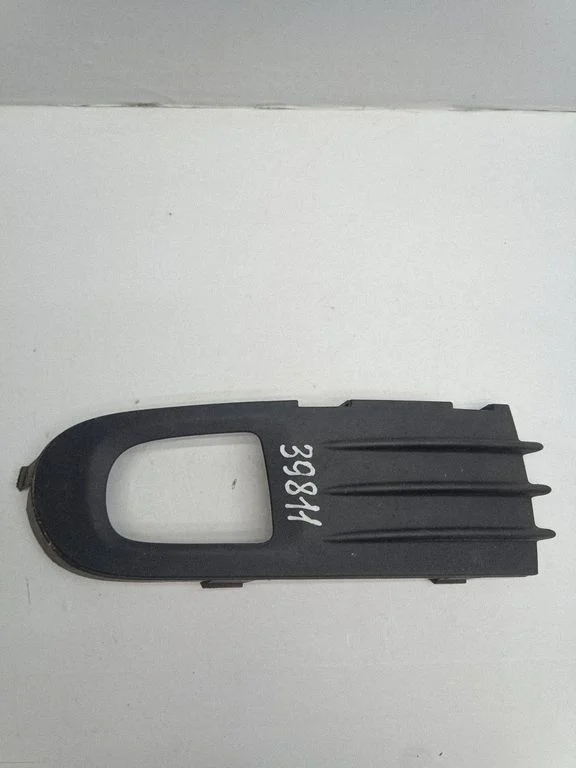Front fog light trim/grill 30655885