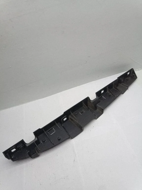 Fender mounting bracket 7299183
