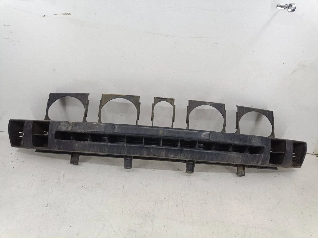 Rear bumper cross member 04857732AB