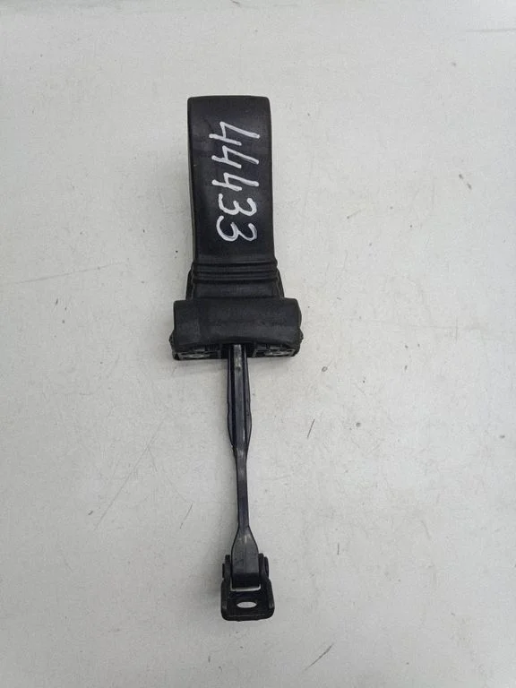 Ogranicznik drzwi przednich 4G0837249A