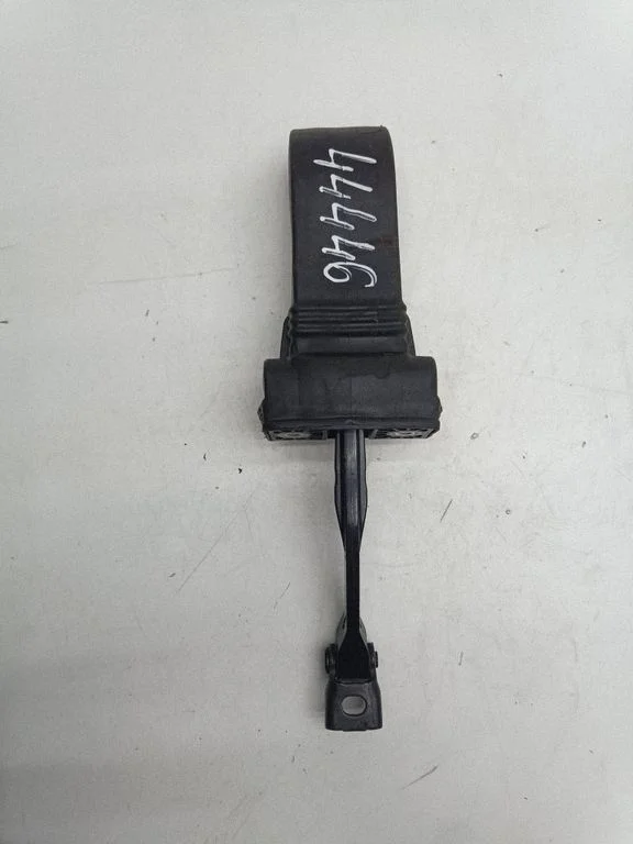 Ogranicznik drzwi przednich 4G0837249A