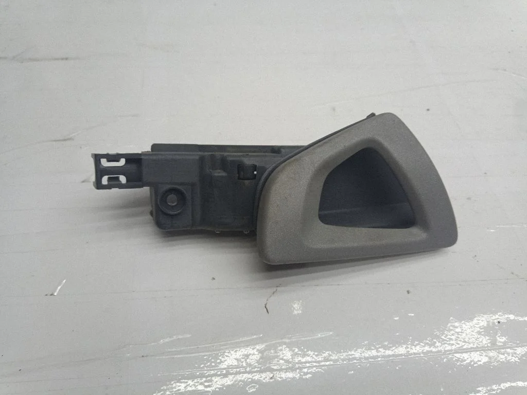 Front door interior handle A4547600061