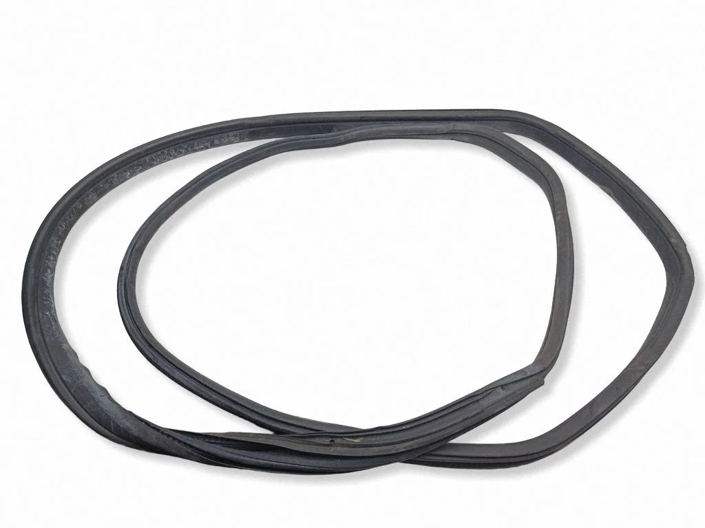 Front door rubber seal 7301741