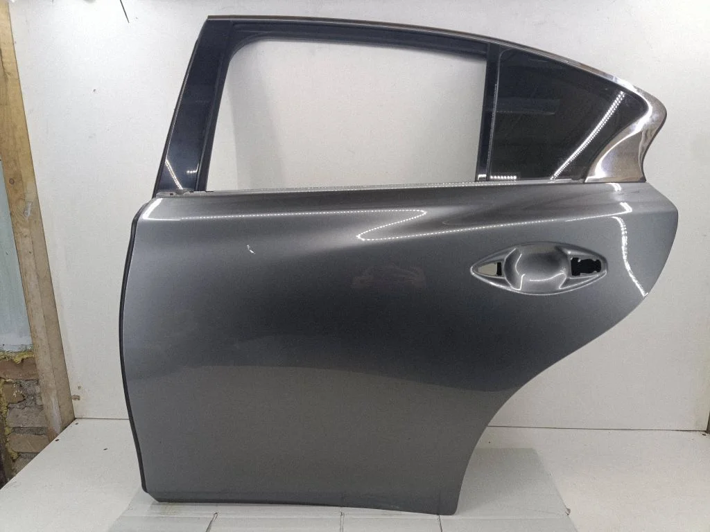 Rear door – left