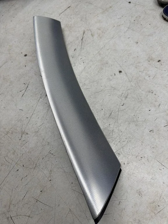 Dashboard glove box trim 0XN96TRMAB