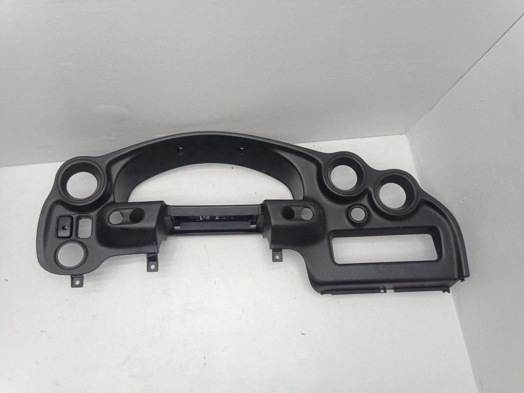 Dashboard trim EA70G0421