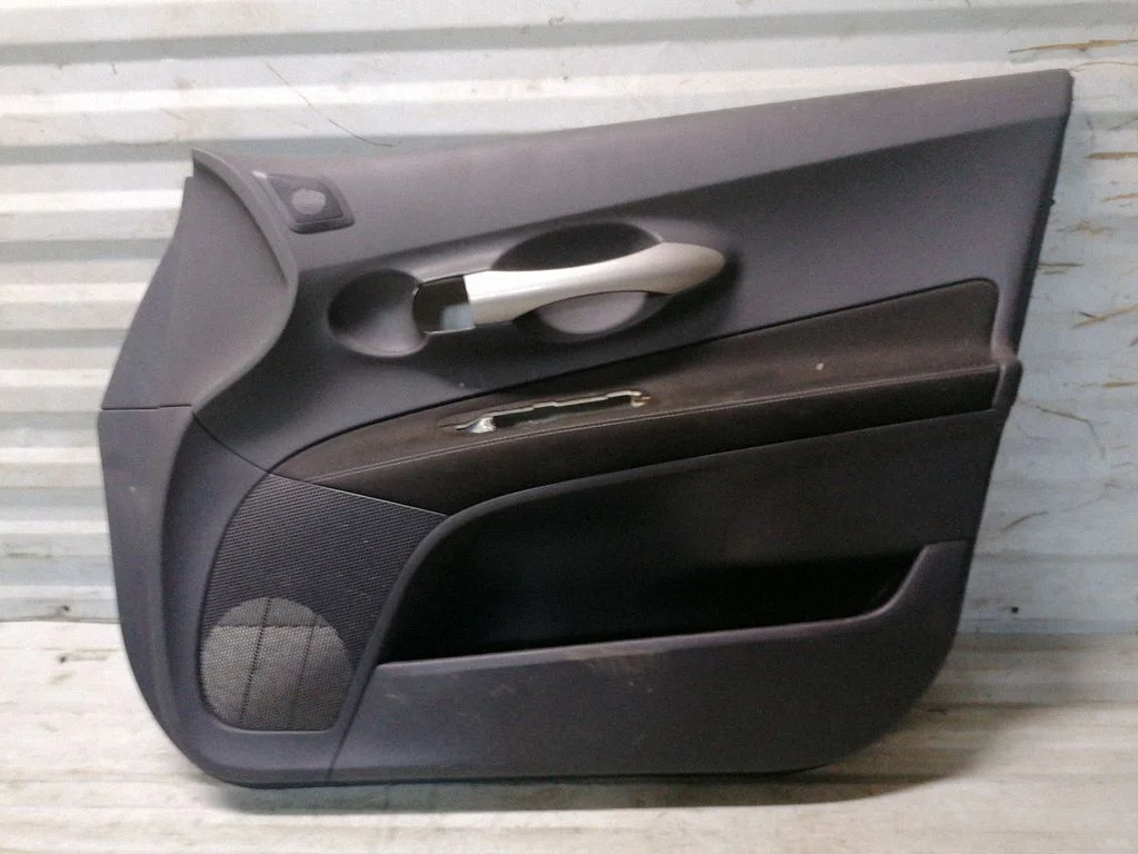 Front door card panel trim 6777702190