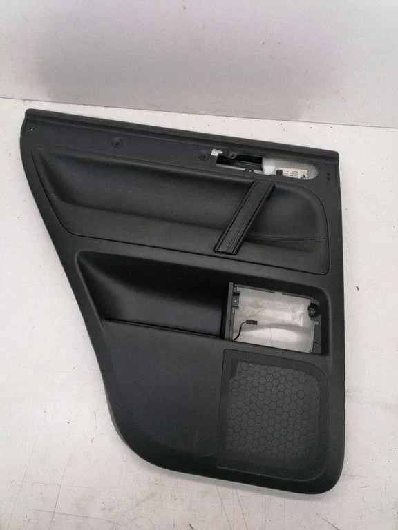 Rear door card panel trim 7L6867211AJ