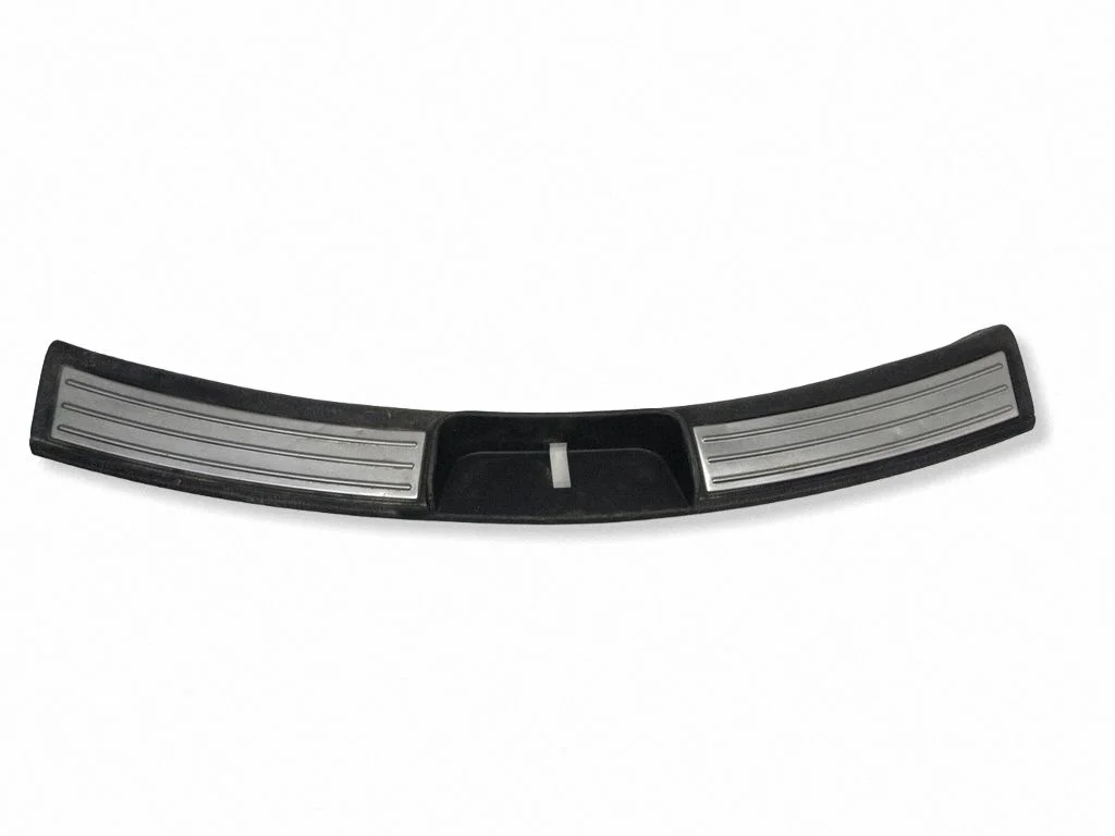 Trunk/boot sill cover protection 63248AX