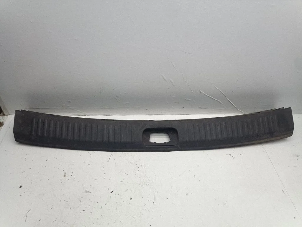 Trunk/boot sill cover protection – KIA Ceed (2006-2012)
