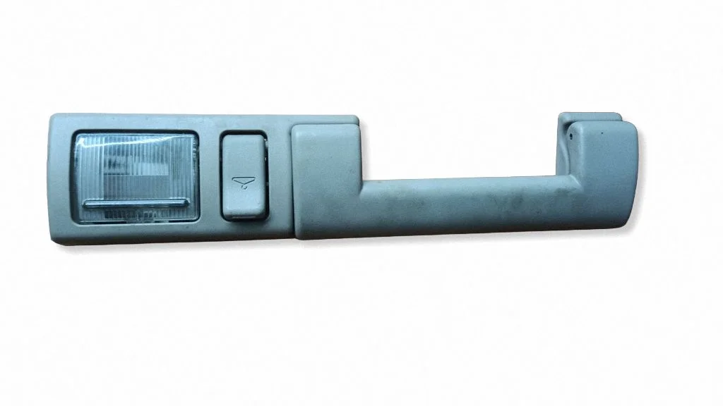 Rear interior roof grab handle 827583