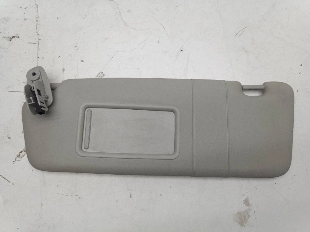 Sun visor 8P0857551