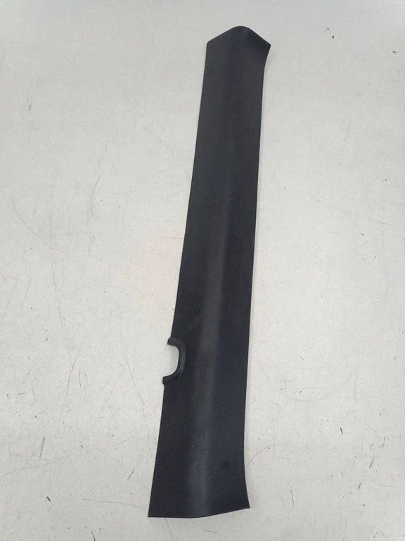 Front sill trim cover 769B44GF0A