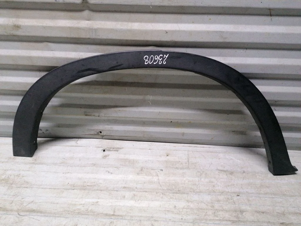 Rear arch trim 5177715842604