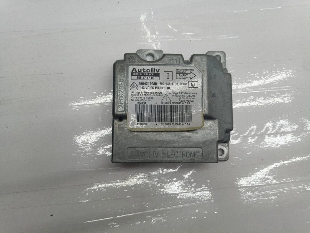 Airbag control unit/module 9664217980