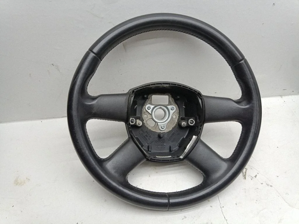 Steering wheel 8P0419689