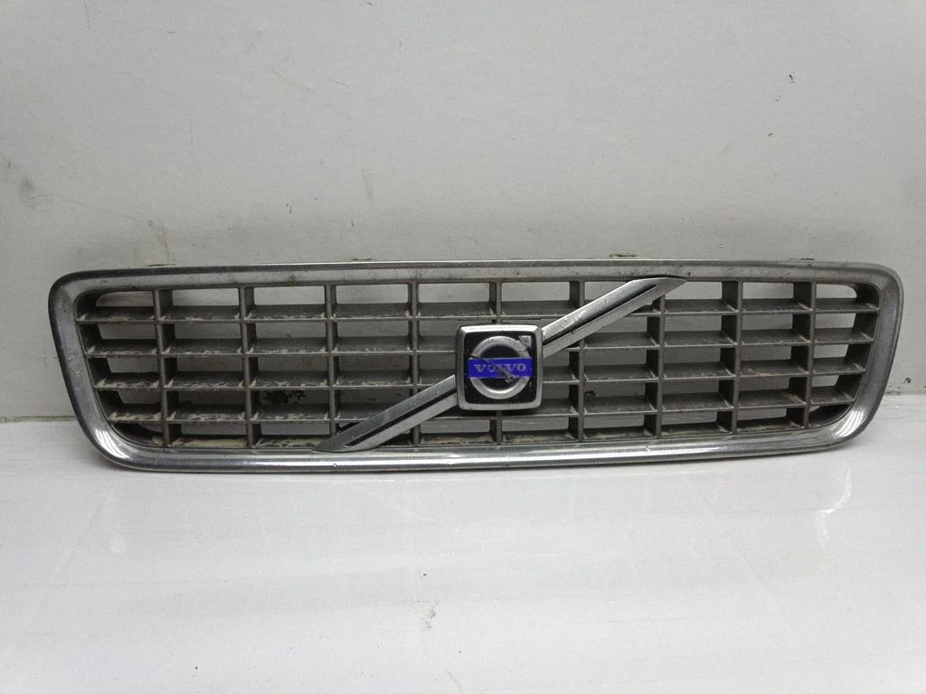 Front grill 8659947