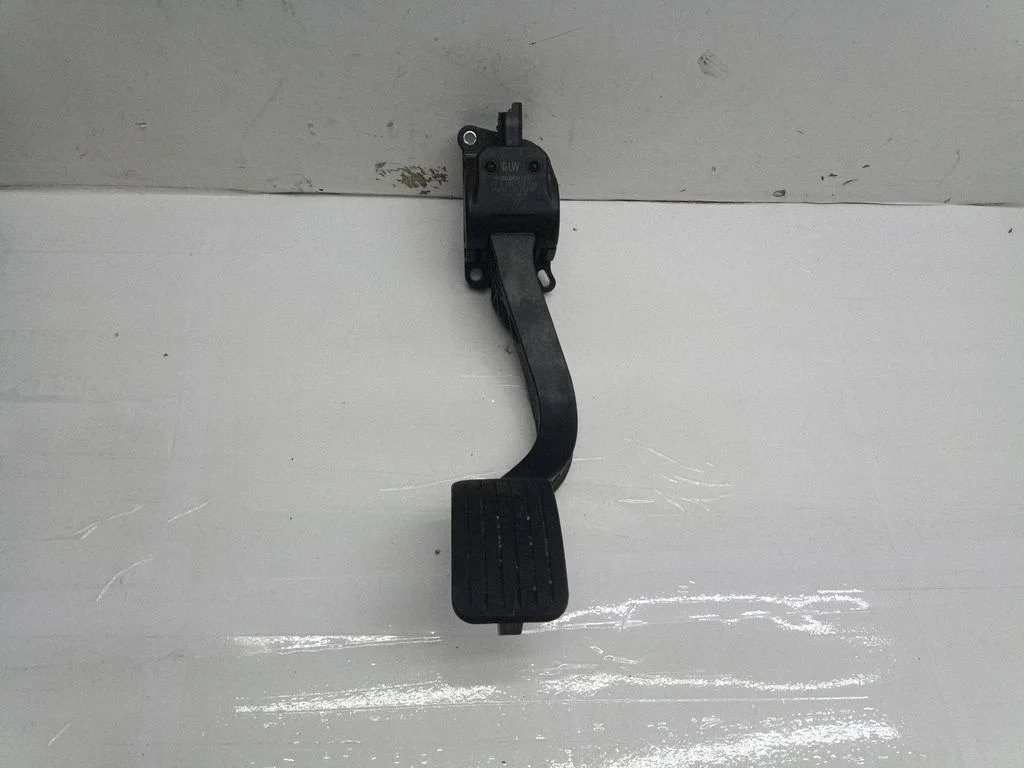 Accelerator throttle pedal 9654725380