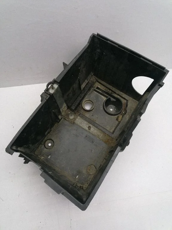 Battery box tray 3M5110723