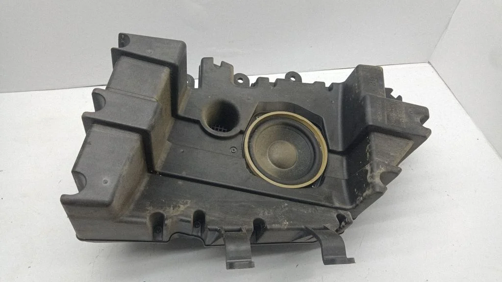 Subwoofer speaker 86301XA34A