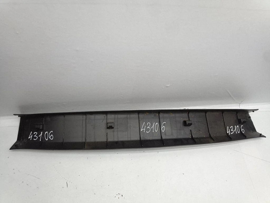 Tailgate trim – Subaru Impreza III (2008-2011)