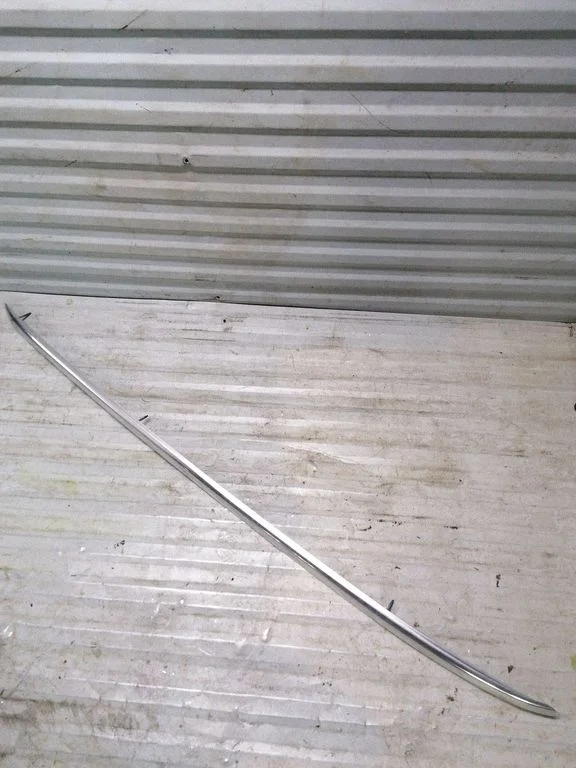 Katuse liist „molding" – Audi A6 Allroad C6 (2006-2011)