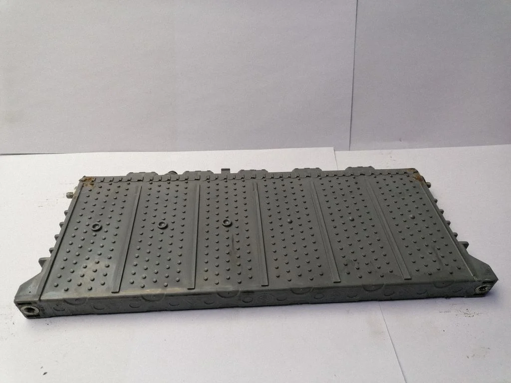 Hibrido/ elektromobilio akumuliatorius