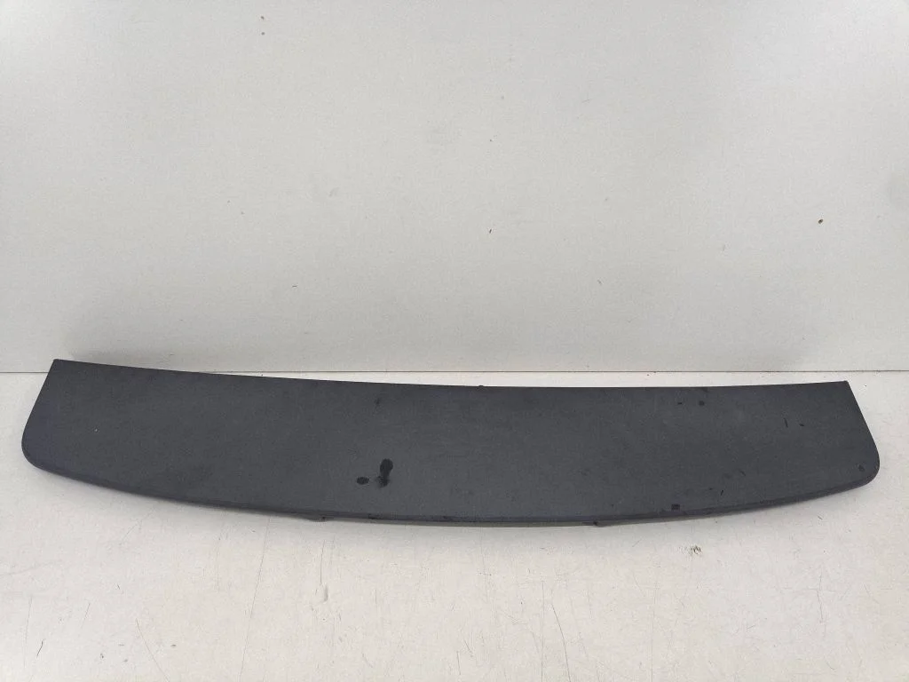 Tailgate/trunk spoiler 3M51R44210A