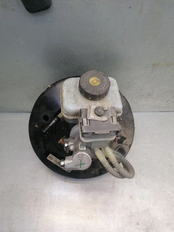 Brake booster 13122530